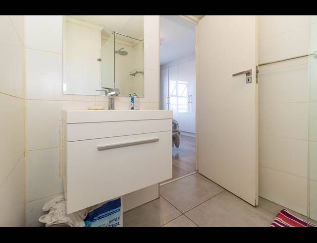 2 BEDROOM APARTMENT TO LET IN OBSERVATORY